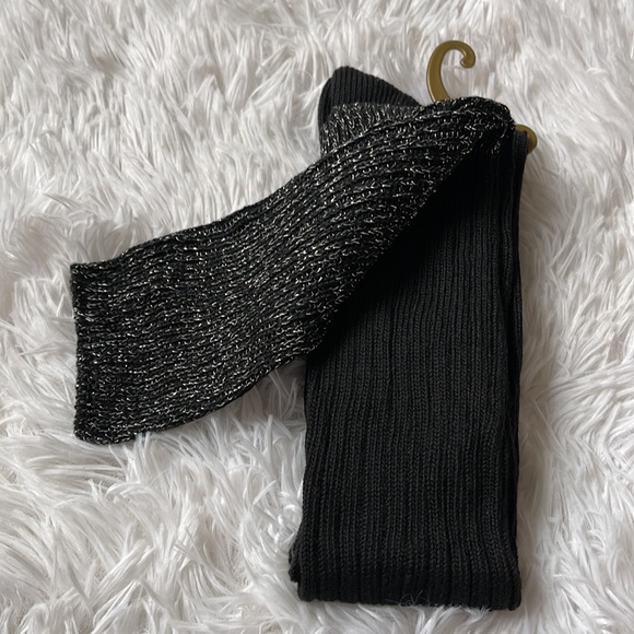 Sparkly over the knee knitted socks - Picture 4 of 9